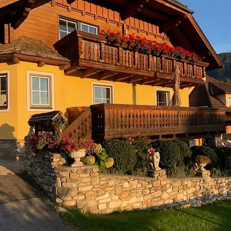 Aigner Apartment